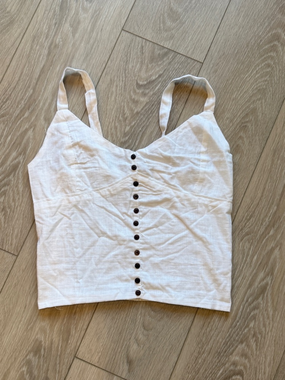 Women's Large Love Notes White Cotton Button-Front Smocked Crop Tank Top - Picture 5 of 9